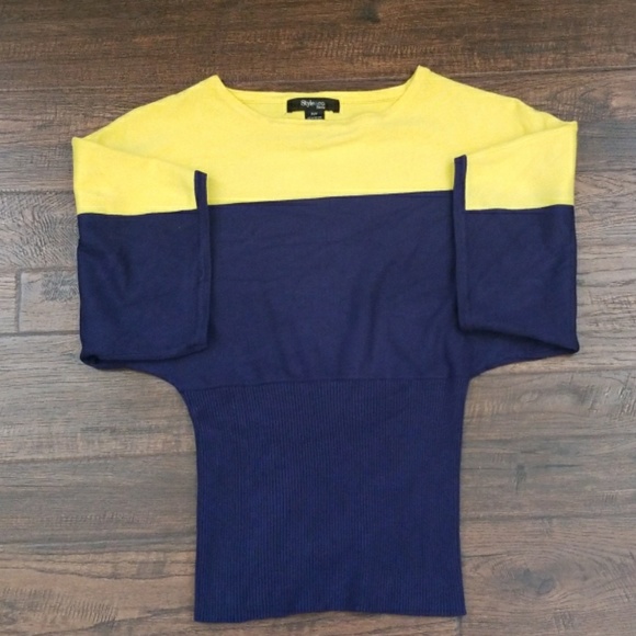 Style & Co. Tops - Style & Co Petites Blouse